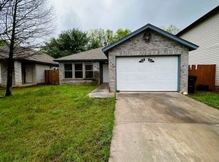 9638 Green Plains Dr, San Antonio, TX 78245