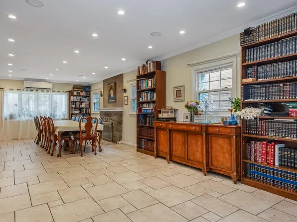 76-27 175th Street image 7 of 31