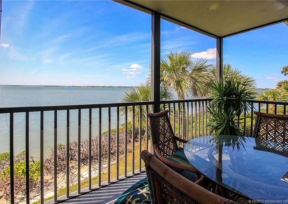 1st image of 20 NE Plantation Rd APT 204