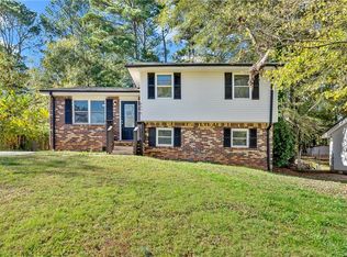 8473 Taylor Rd, Riverdale, GA 30274