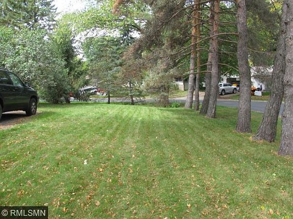 3rd image of 65 Suzanne Ave