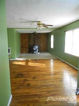 Pretty Hardwood floors