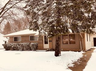 1471 S Grand Ave, Waukesha, WI 53189