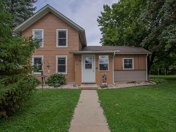 2nd image of 816 W Division STREET
