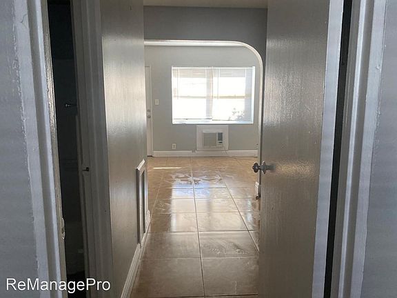 3rd image of 1101 16th St N #10777672