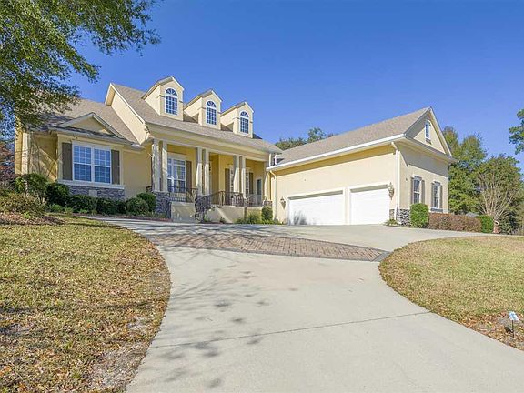 4th image of 9543 Yarrow Cir