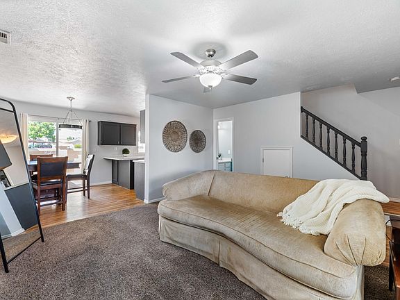 5th image of 444 E Sunland Dr #29