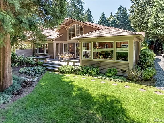 2nd image of 9138 Gleneagle Dr