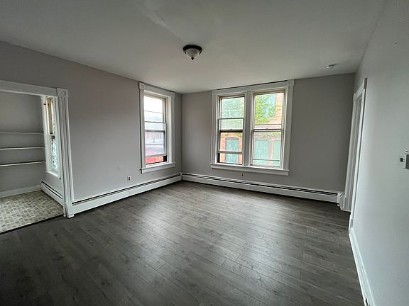 2nd image of 504 Grand St Floor 3