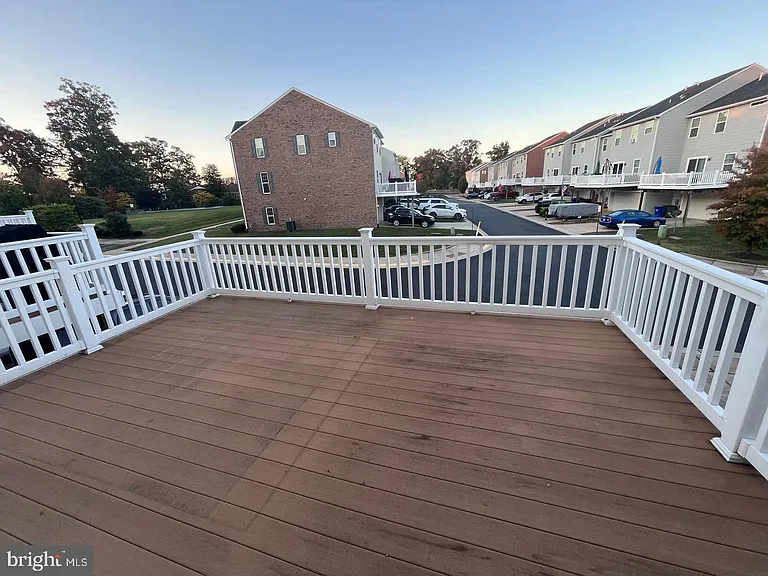 1118 Oakwood St — Photo 19