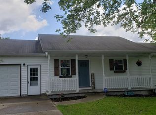 14070 N Link Ln, Mount Vernon, IL 62864