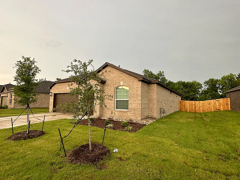 2024 Brentwood Dr — Photo 43
