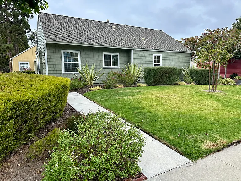 2631 Galleon Ave — Photo 2