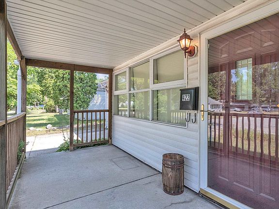 4th image of 422 Preston Dr