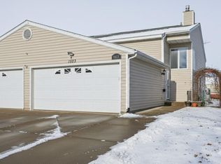 1523 28th Ave S, Fargo, ND 58103