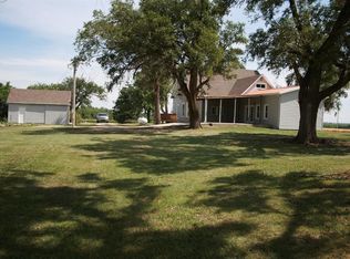 1620 2nd Rd, Wakefield, KS 67487