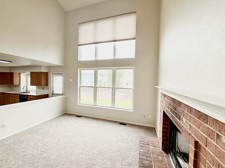 8061 Scarborough Dr — Photo 19