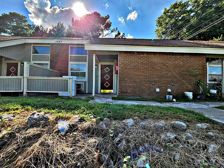 1427 Ascent Trl NW — Photo 7