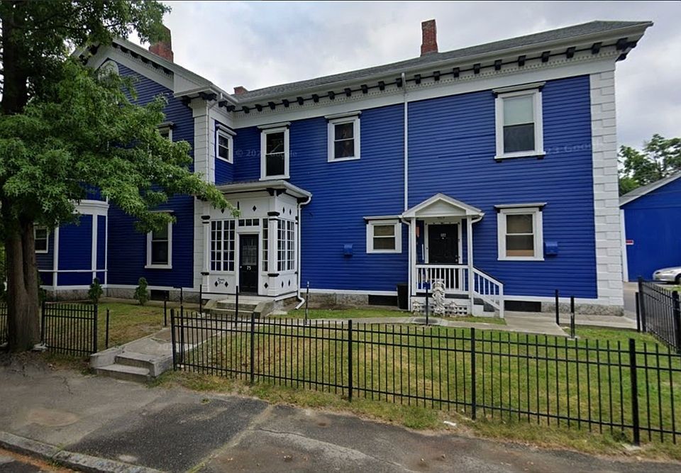 1st image of 75 Chatham St