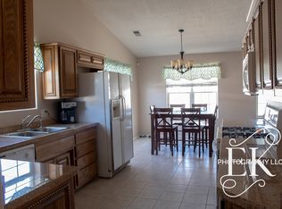 1358 Vista Centro Dr SW, Los Lunas, NM 87031