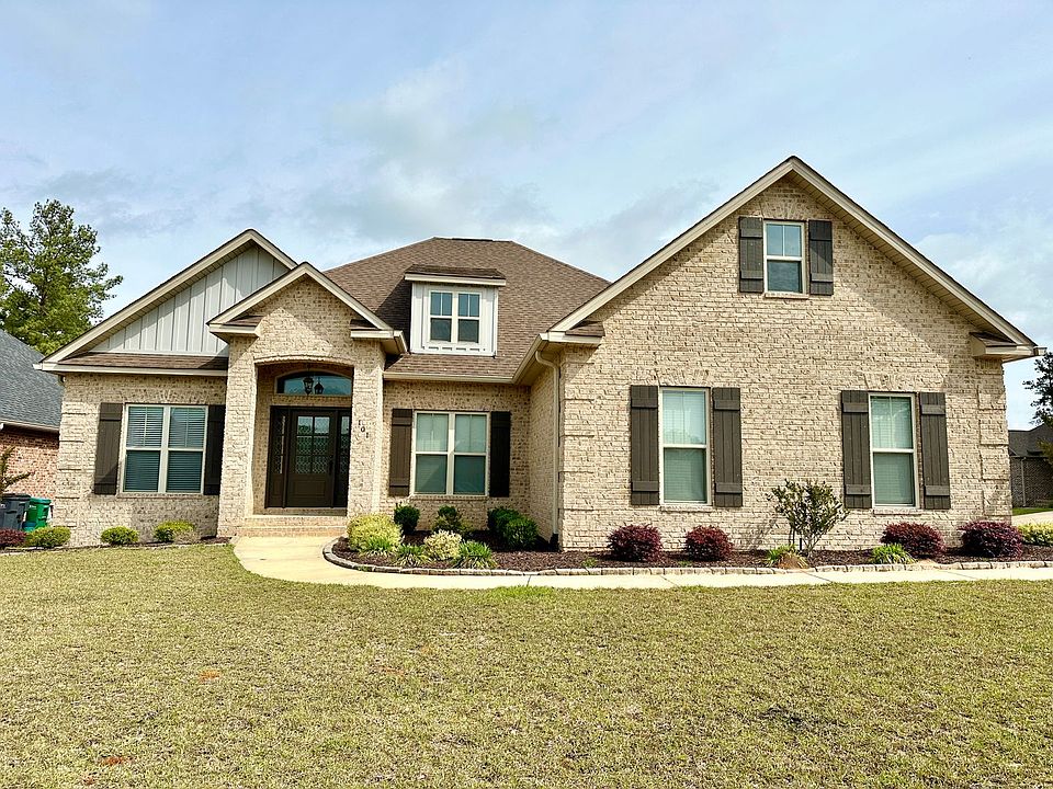 1st image of 101 Maidenhair Ct