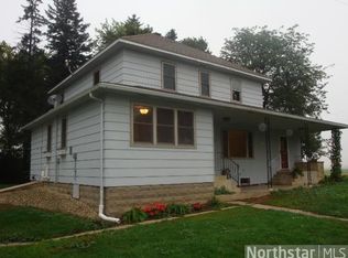 38945 90th Ave, Cannon Falls, MN 55009