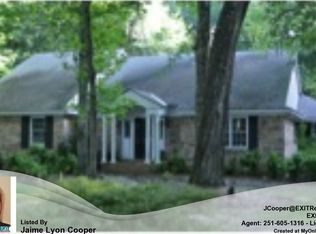 442 Village Dr, Daphne, AL 36526