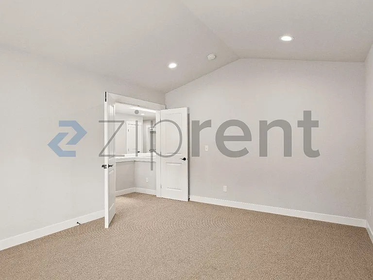 18921 10th Dr SE — Photo 15
