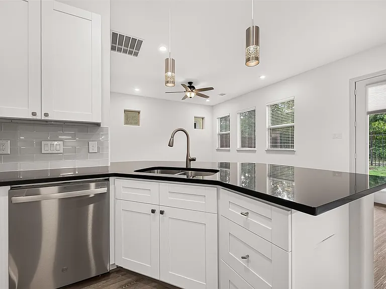 159 Benjis Pl — Photo 15