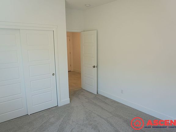 4th image of 9718 Cotton Creek Dr