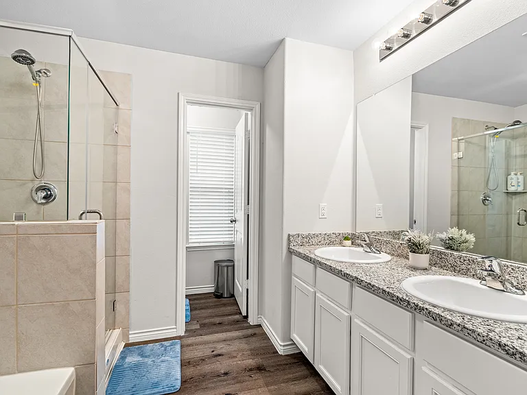 5541 Topwater Trl — Photo 24