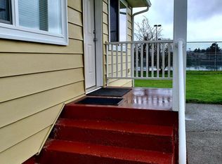2531 Stephenson Ave UNIT B, Bremerton, WA 98310