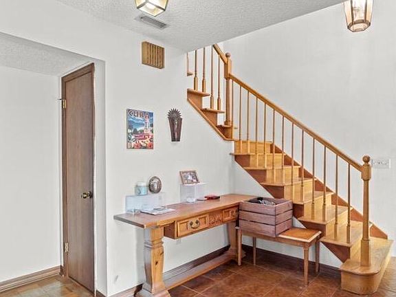 3rd image of 1190 Shady Ln