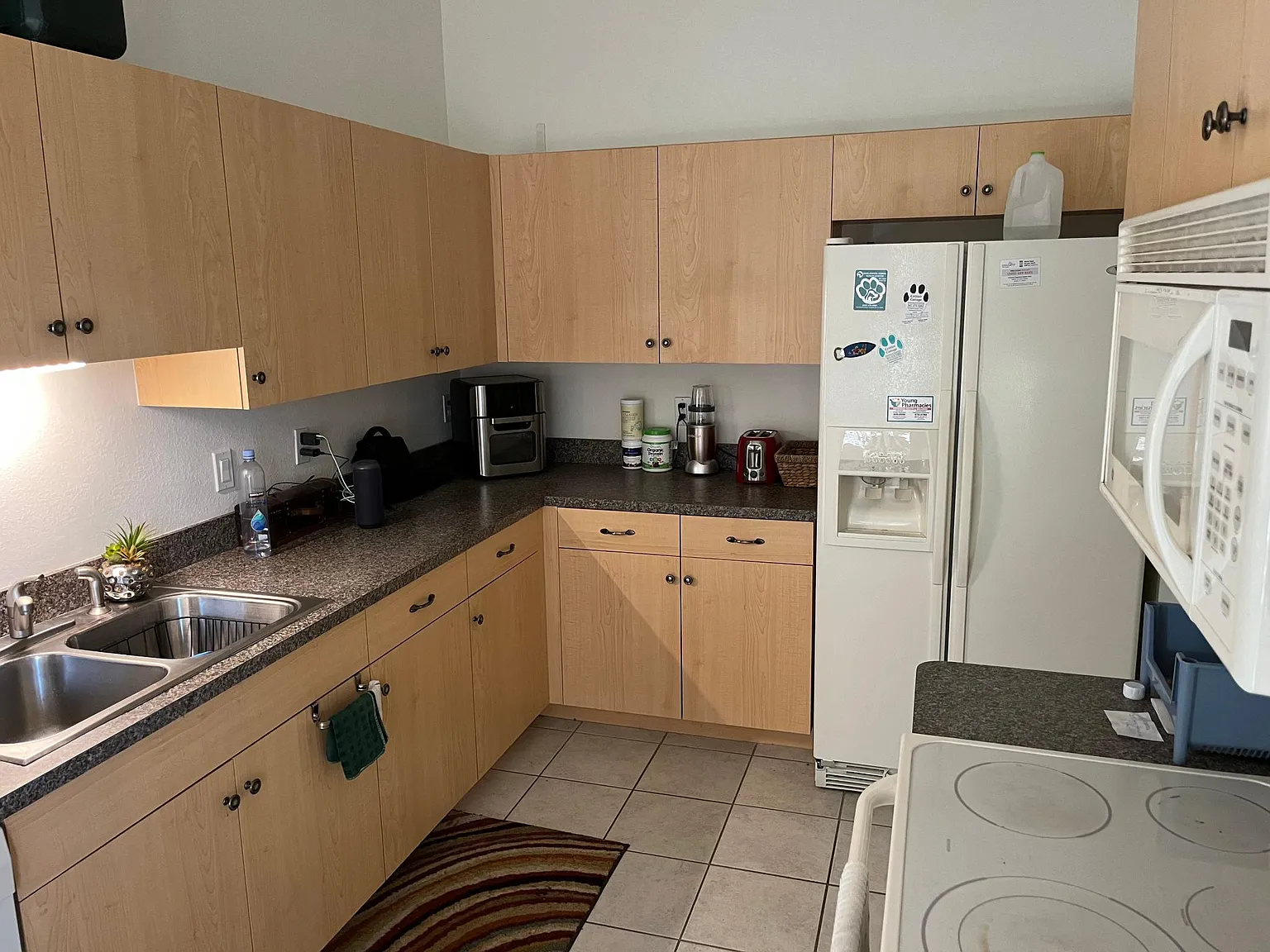 1111 Yosemite Dr — Photo 3