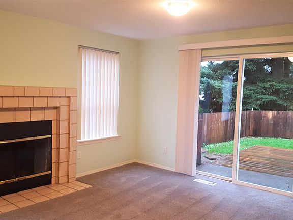 3rd image of 10467 SW Park St