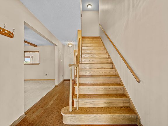 5th image of 1502 Hawkwood Rd