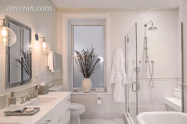 Sold by Corcoran | media 24