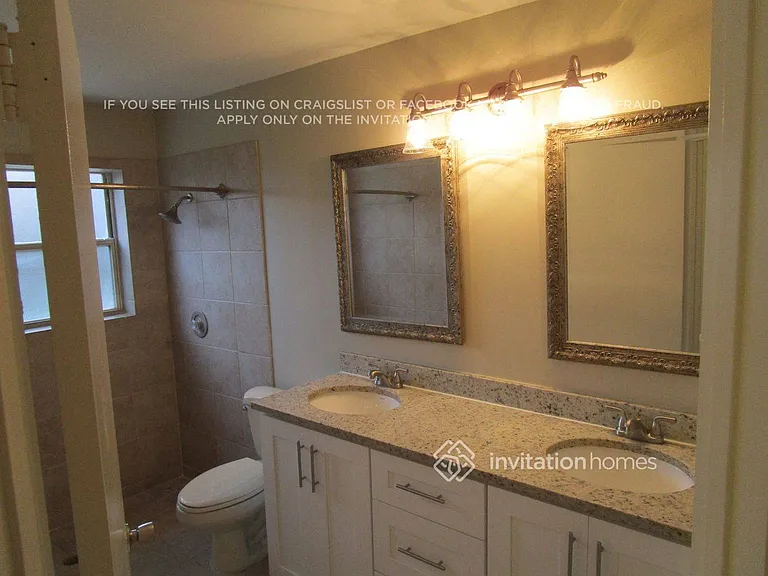 2855 NW 69th Ter — Photo 7