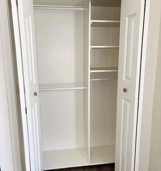 639 S Cochran Ave #109 — Photo 6