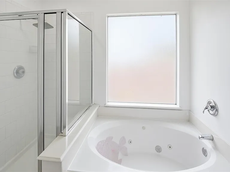 6811 Brighton Hill Ln — Photo 14