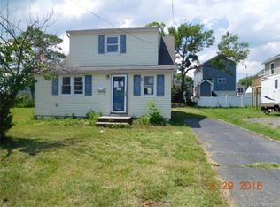 211 Henry St, Union Beach, NJ 07735