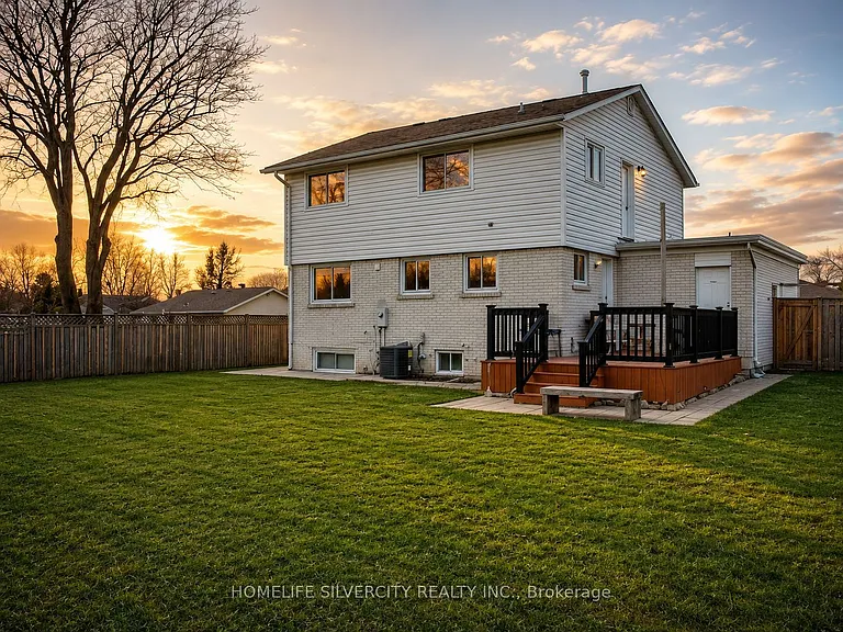 9 Hardwick Dr — Photo 16