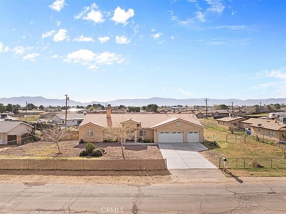 2nd image of 15833 Sago Rd
