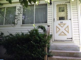 306 Cuthbert Blvd, Audubon, NJ 08106