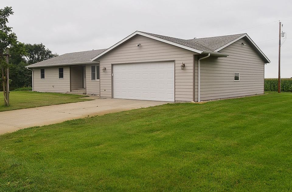 1st image of 1101 Yvonne Dr
