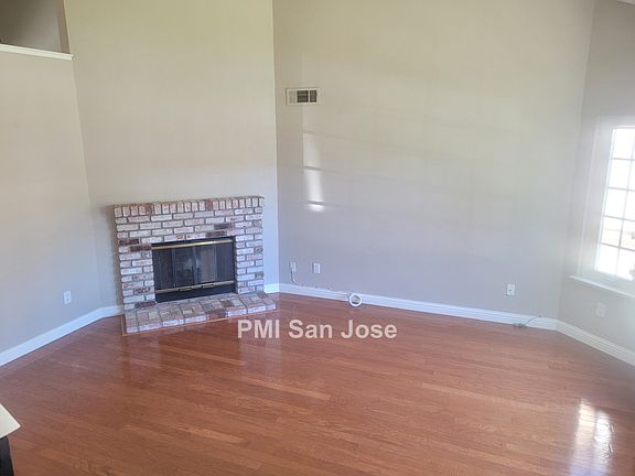 4th image of 1041 Alamitos Creek Dr