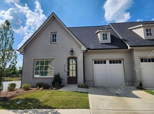 5009 Noble Village Way, Lilburn, GA 30047