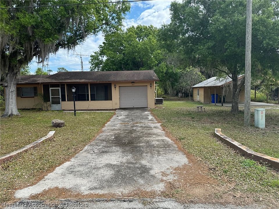 1st image of 647 Highlands Lake Dr