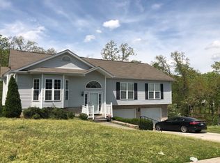 7217 Salmon Ln, Ooltewah, TN 37363