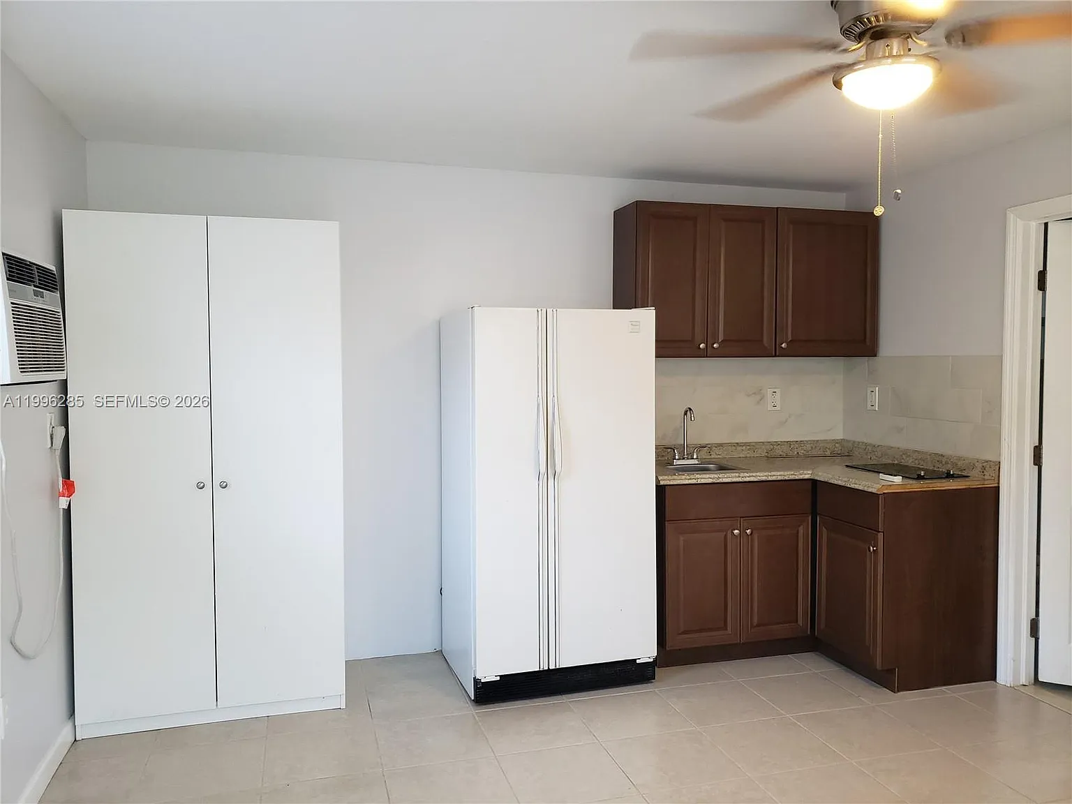 Rosemount — Photo 1